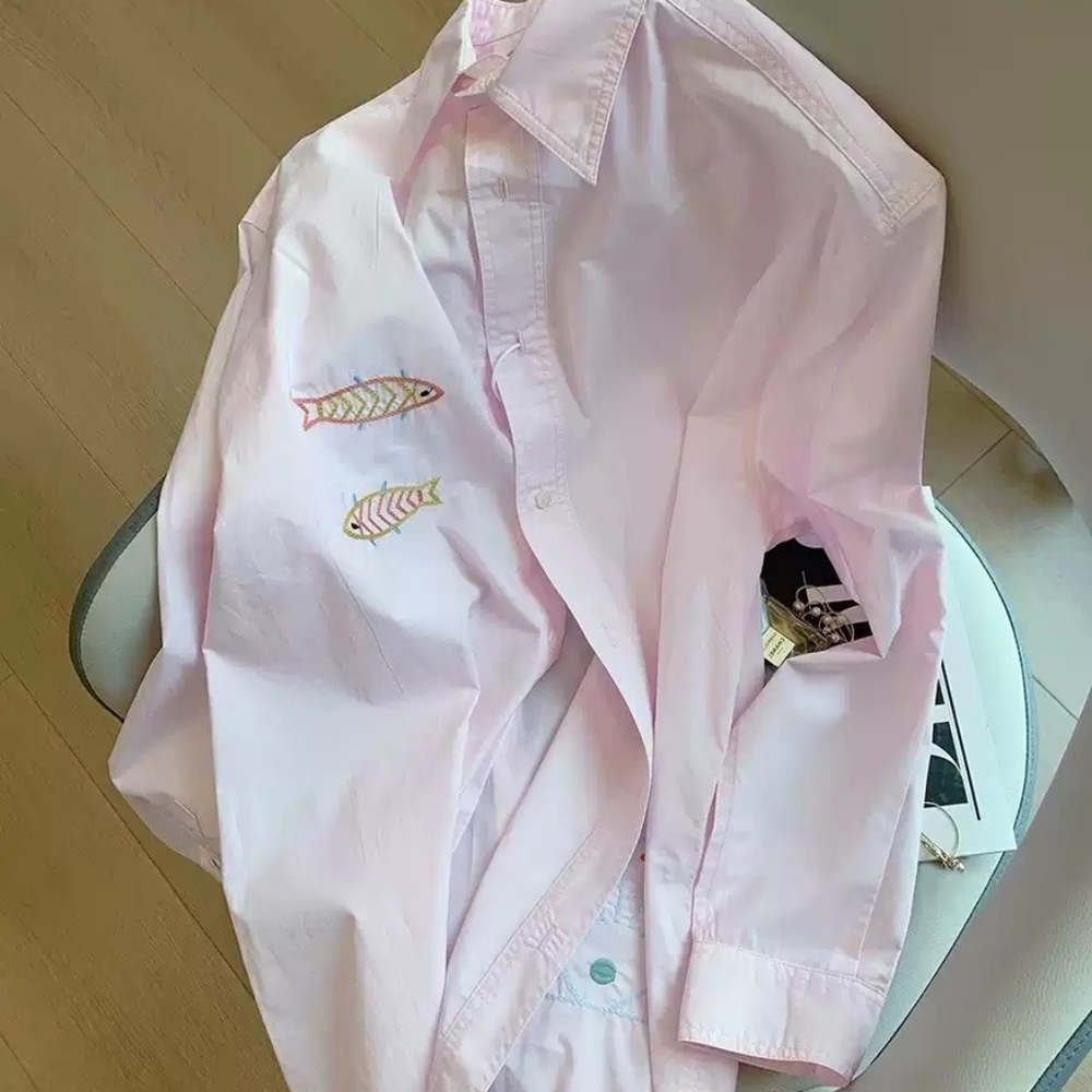Pink Fish Embroidered Cotton Shirt - Picture 2 of 4